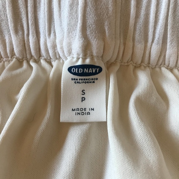 Old Navy Cream Boho Embroidered Mini Skirt Size Small - Picture 3 of 8